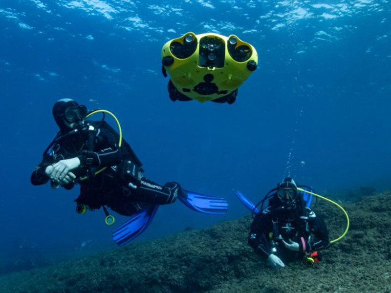 Onderwaterrobot / Pijpleidingrobot